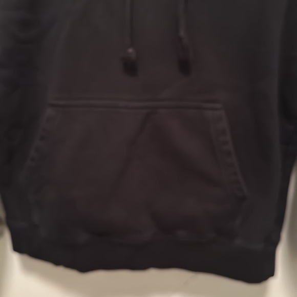 Stussy 8-ball black hoodie with graphic on back Sz Small- great condition - Picture 4 of 7